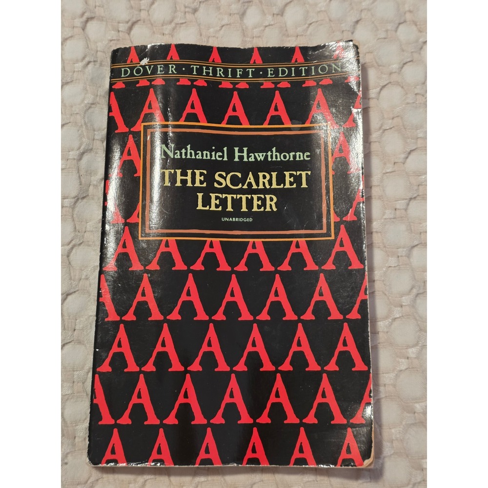 The Scarlet Letter Book Nathaniel Hawthorne Black‎ Red Good